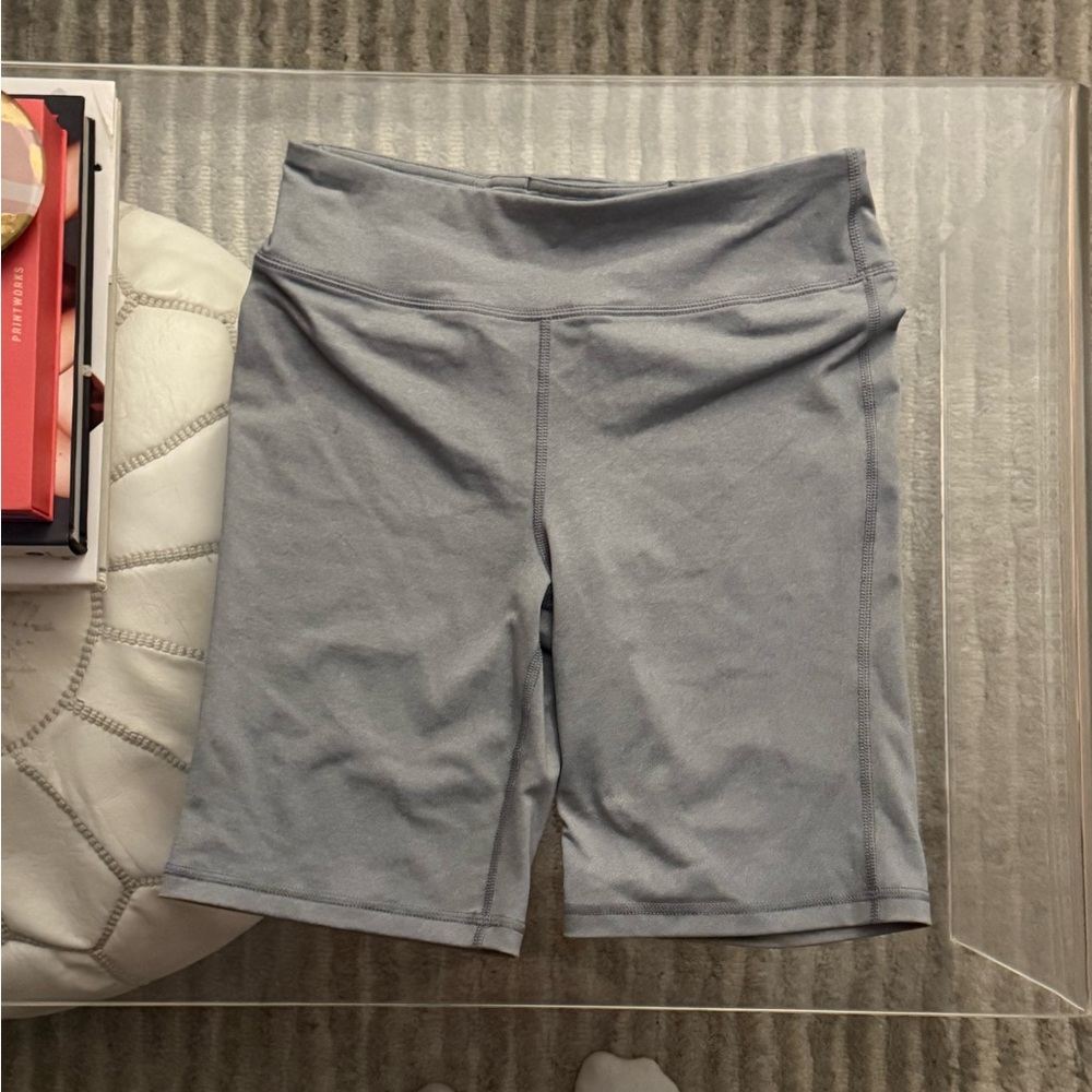J Crew Double Time 10” short in Frost Grey